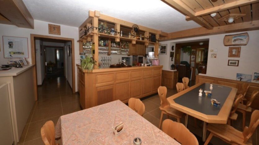 Švicarska, Goms, Hotel, prodaja 4