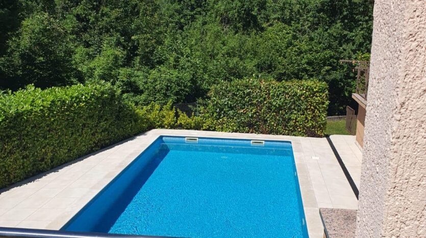 Opatija, okolica, prekrasna kuća 400m2, bazen, prodaja