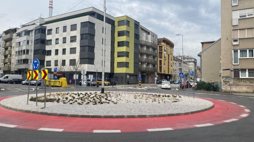 3 studio apartmana, novogradnja, idealno za dnevni najam, prodaja 2