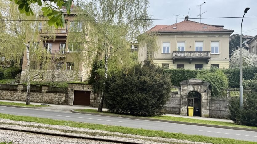 Ulica Medveščak, Zagreb, četverosobni stan, prodaja