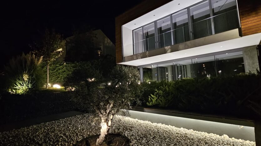 Moderna luksuzna vila, unutarnji bazen, Gračani, Zagreb, prodaja