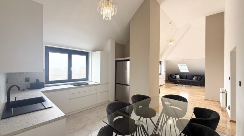 Pantovčak, luksuzni 5-sobni penthouse 200m2, najam 3