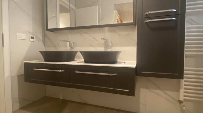 Maksimir, četverosoban stan 110 m2, prodaja 5