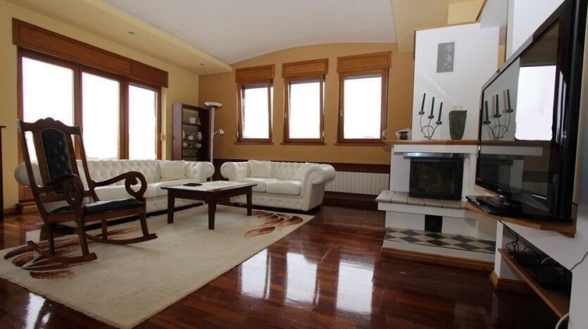 Šarmantan penthouse od 170 m² za najam na prestižnom Pantovčaku