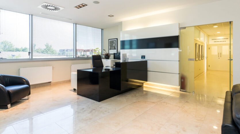 Najam poliklinike 250 m² – Donje Svetice, Zagreb | Potpuno opremljena, 6PM