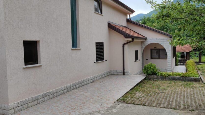 Opatija, okolica, prekrasna kuća 400m2, bazen, prodaja 3