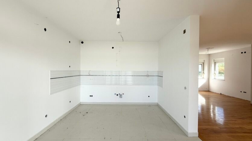 Dubrava, Oporovec, vila, 3 apartmana, bazen, garaža, prodaja 3