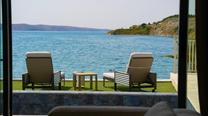 Zadar okolica, nova luksuzna vila sa bazenom, prvi red, prodaja 4