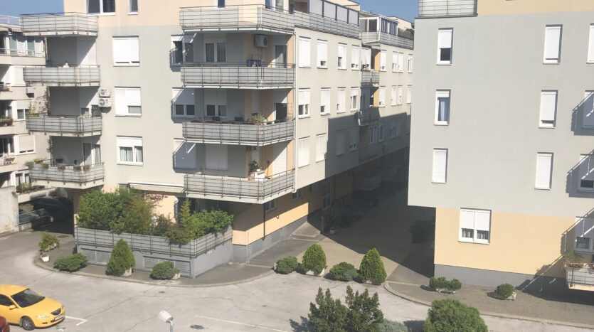 Qlistings - Fijanova, two-room apartment, parking, sale Property Image