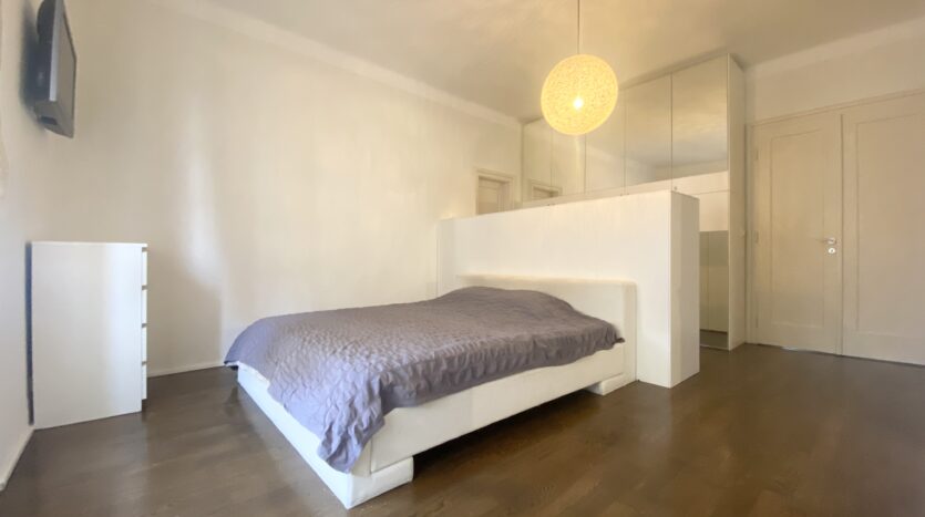 Medulićeva, furnished 3-room apartment, parking, rent