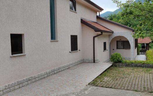 Opatija, surroundings, nice house 400m2, pool, sale