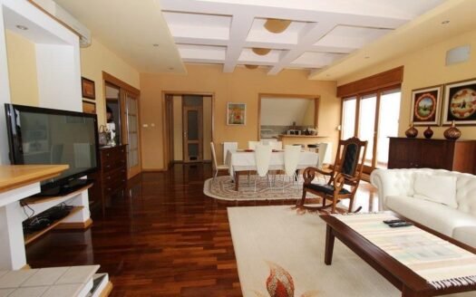 Charming 170 m² Penthouse for Rent in Prestigious Pantovčak