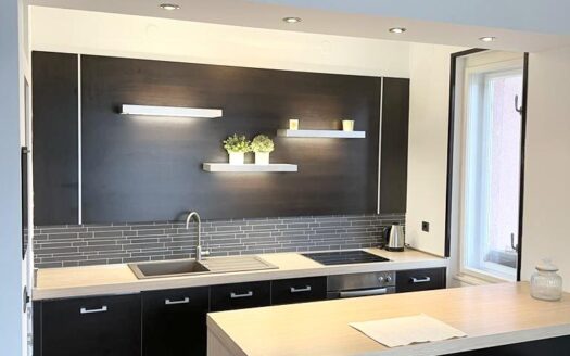 Hercegovačka, furnished 3-room apartment, rent