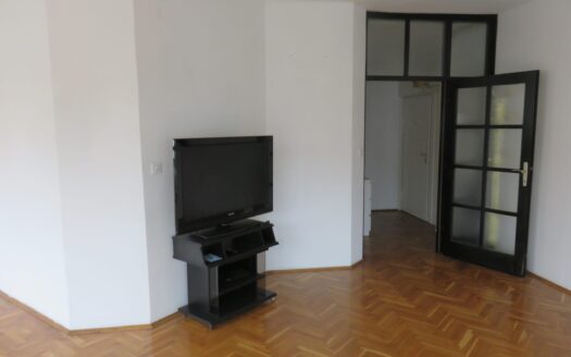 Petrova, 4-room apartment, sale