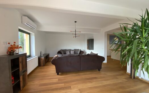 Remete, apartment, parking, rent