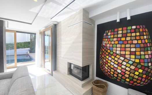 Jelenovac, fully furnished luxury apartment, pool, garage, rent