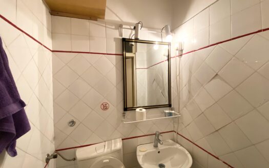 Masarykova street, office for renovation, sale