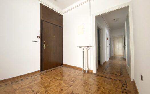 Ban Jelačić Square, luxury unfurnished office, rent