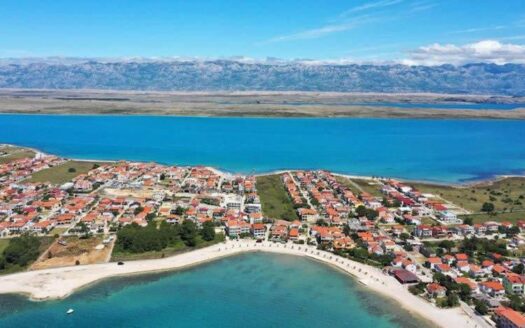 Land for luxury camp, 130.000m2, sale