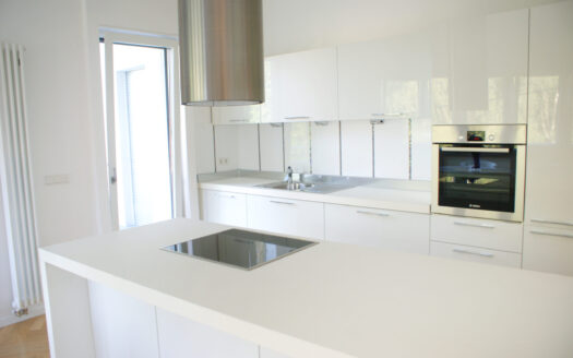 Šalata, luxury apartment, garage, rent