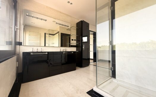 Elegant Villa for Sale in Zagreb’s Prestigious Tuškanac District