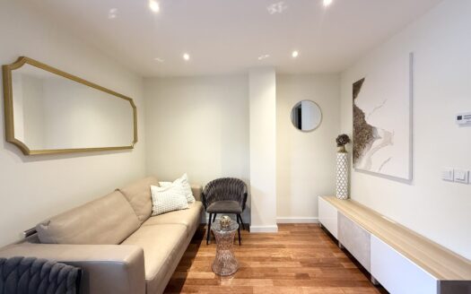 Hruševečka, luxury 2-room apartment, garage, rent