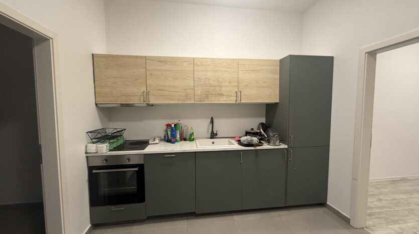 Zagreb, 1.zone, small courtyard house, sale