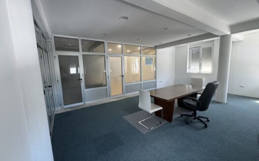 Office building 1000m2, Solin (Vranjic), rent